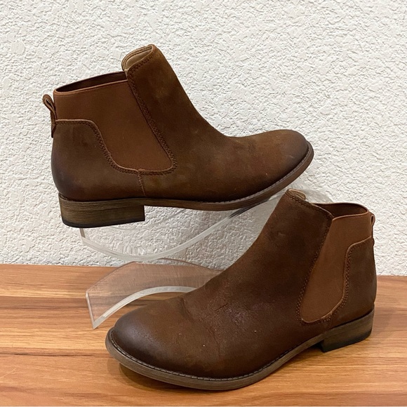 FRANCO SARTO “Kabrina” Cognac Brown Suede Leather Chelsea Ankle Boots Size 6.5 - Picture 2 of 14